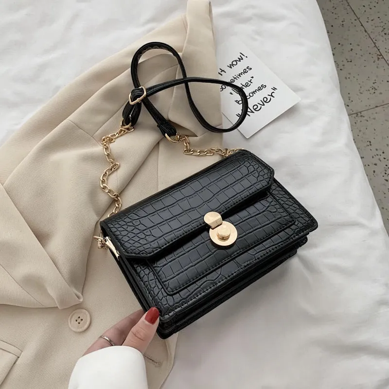 2022 new female bag stone pattern shoulder bag lady bag chain bag messenger bag fashion mobile phone bag small square bag