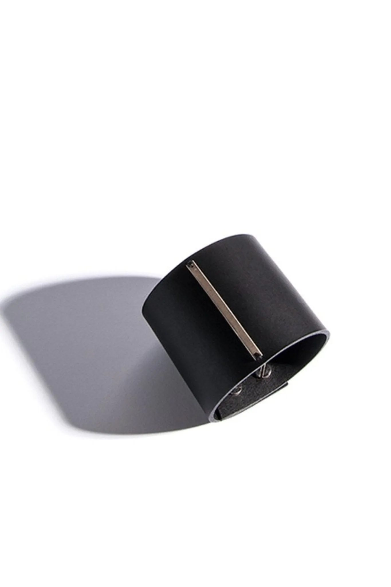 BAR I Cuff Silver