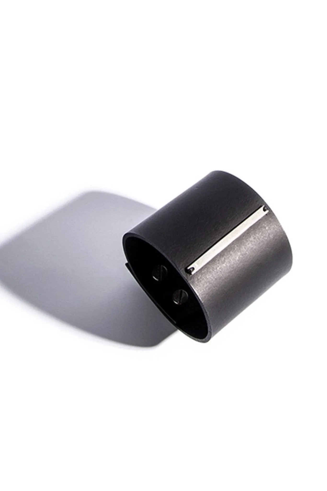 BAR I Cuff Silver