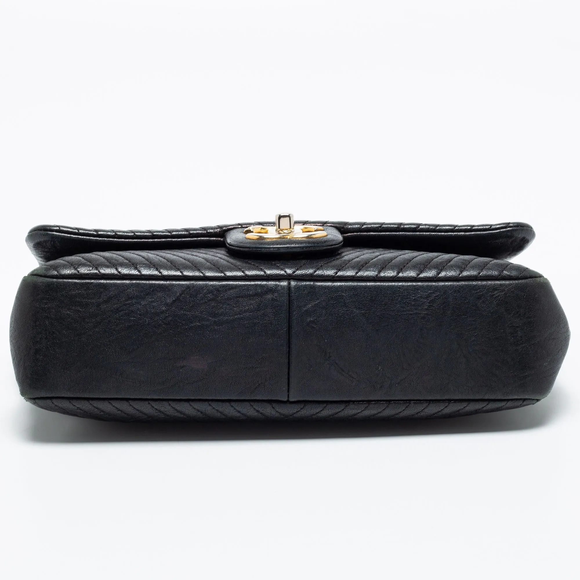 Chanel Black Surpique Chevron Leather Medium Flap Bag