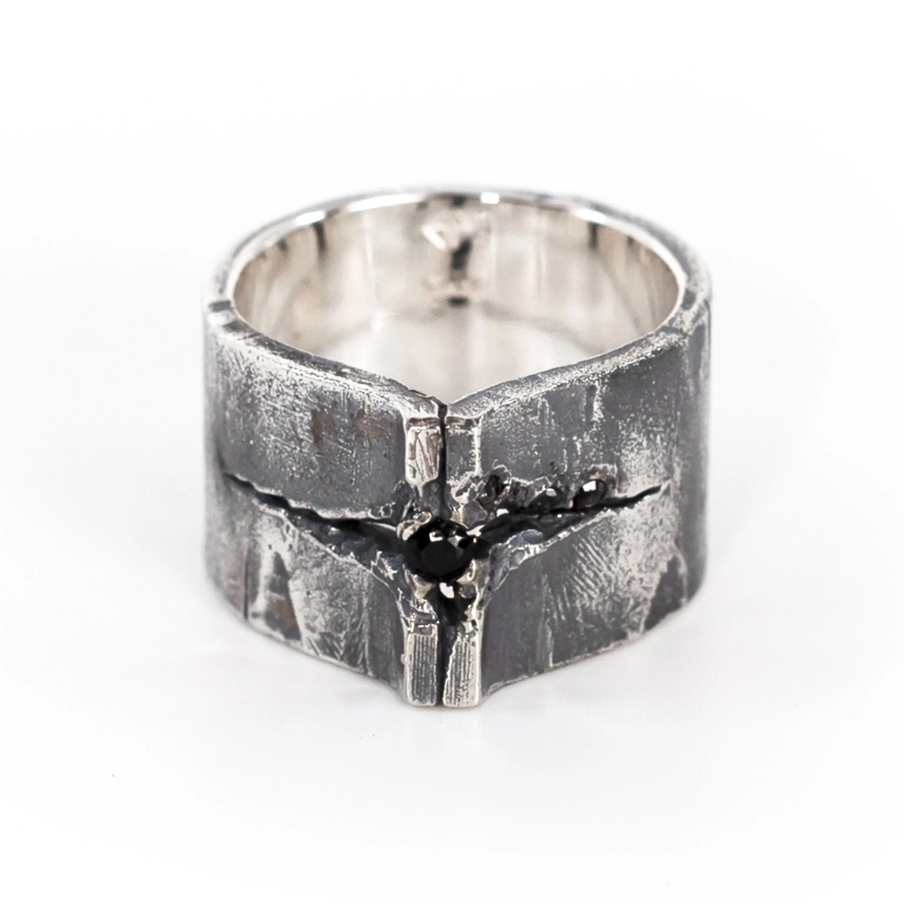 Crevice Diamond Ring