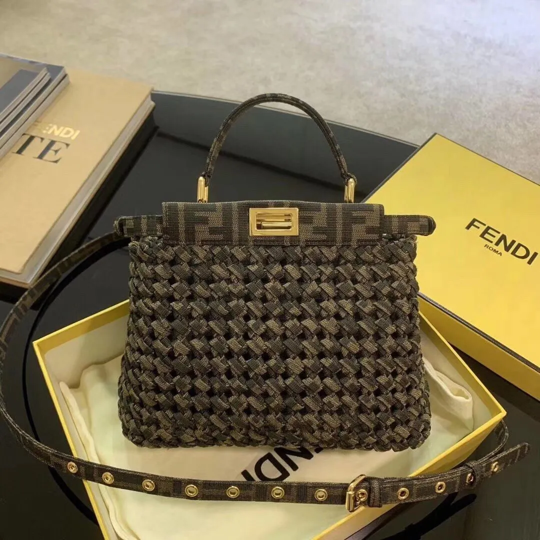 EN   Designer bags by Fendi 181
