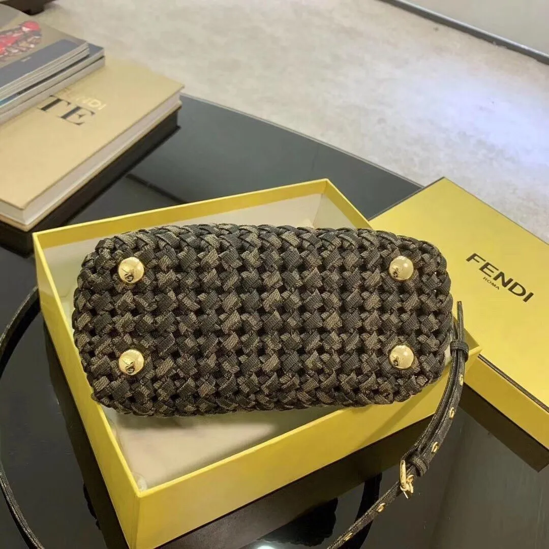 EN   Designer bags by Fendi 181