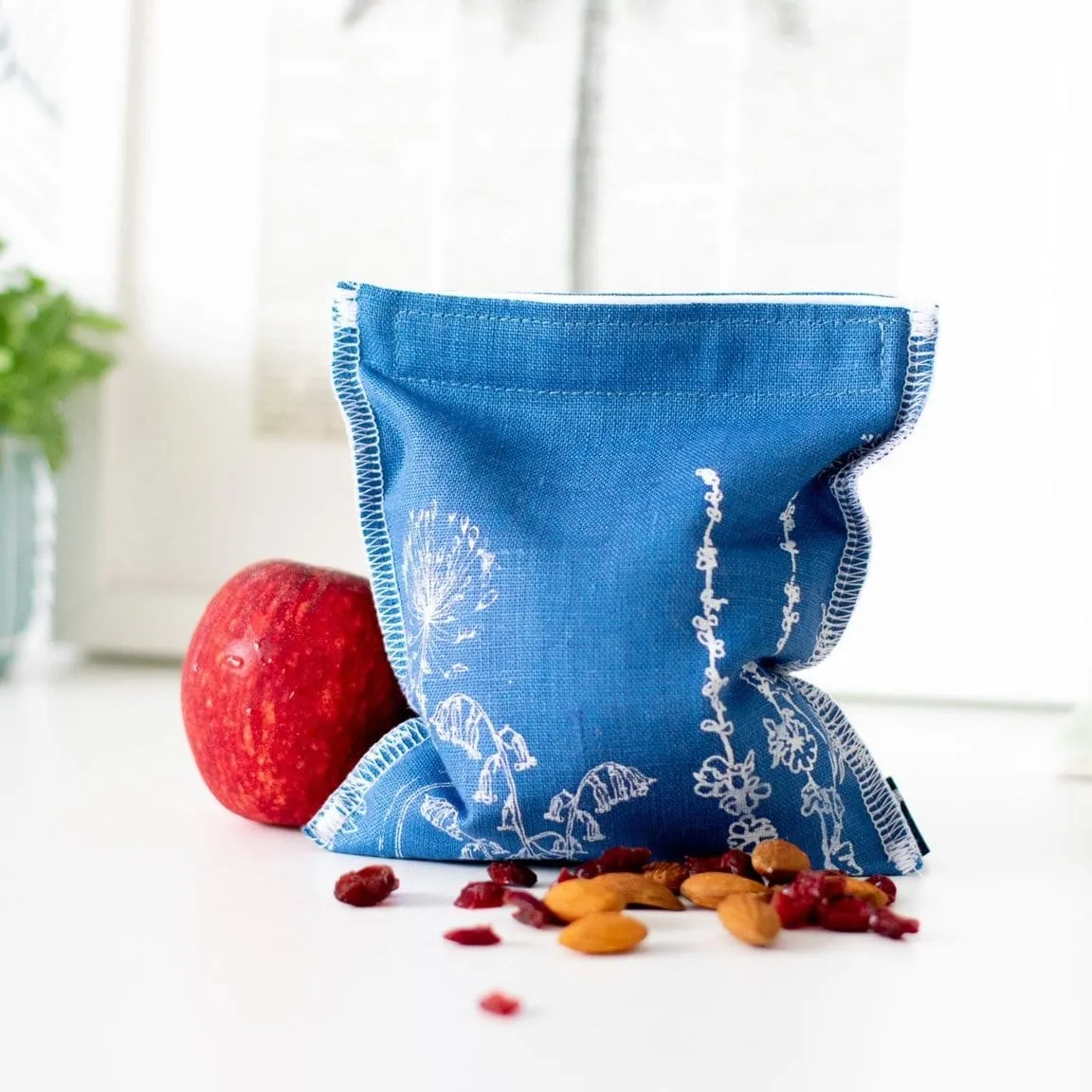Garden Snack Bag ~ Indigo Blue Linen