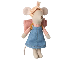 Hiker Mouse, Big Sister