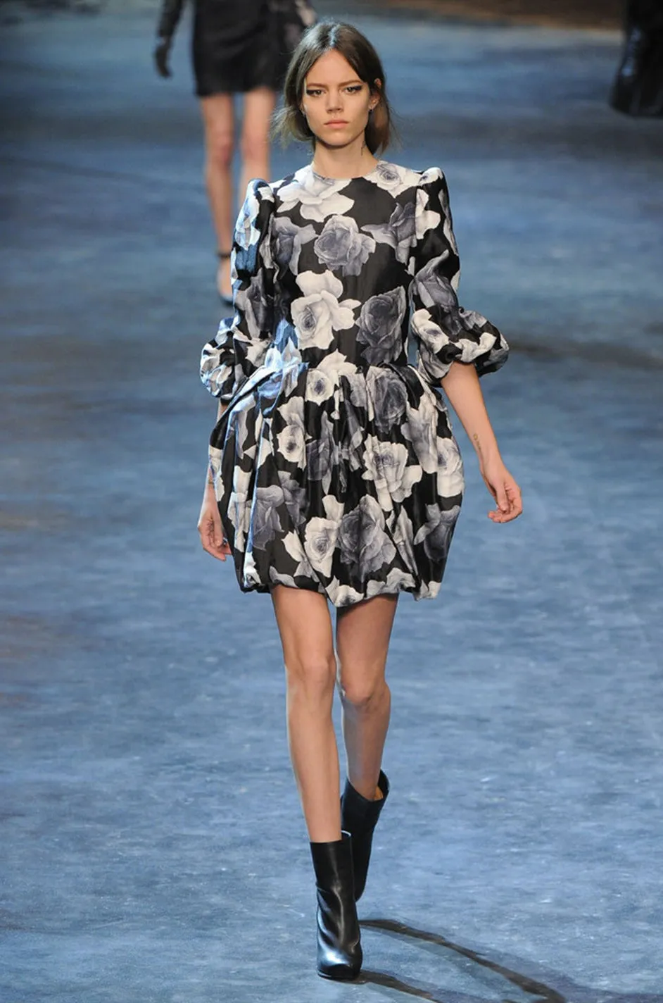Iconic Fall 2011 Lanvin by Alber Elbaz Ad Campaign & Look 39 Runway Grey Floral Print Dress