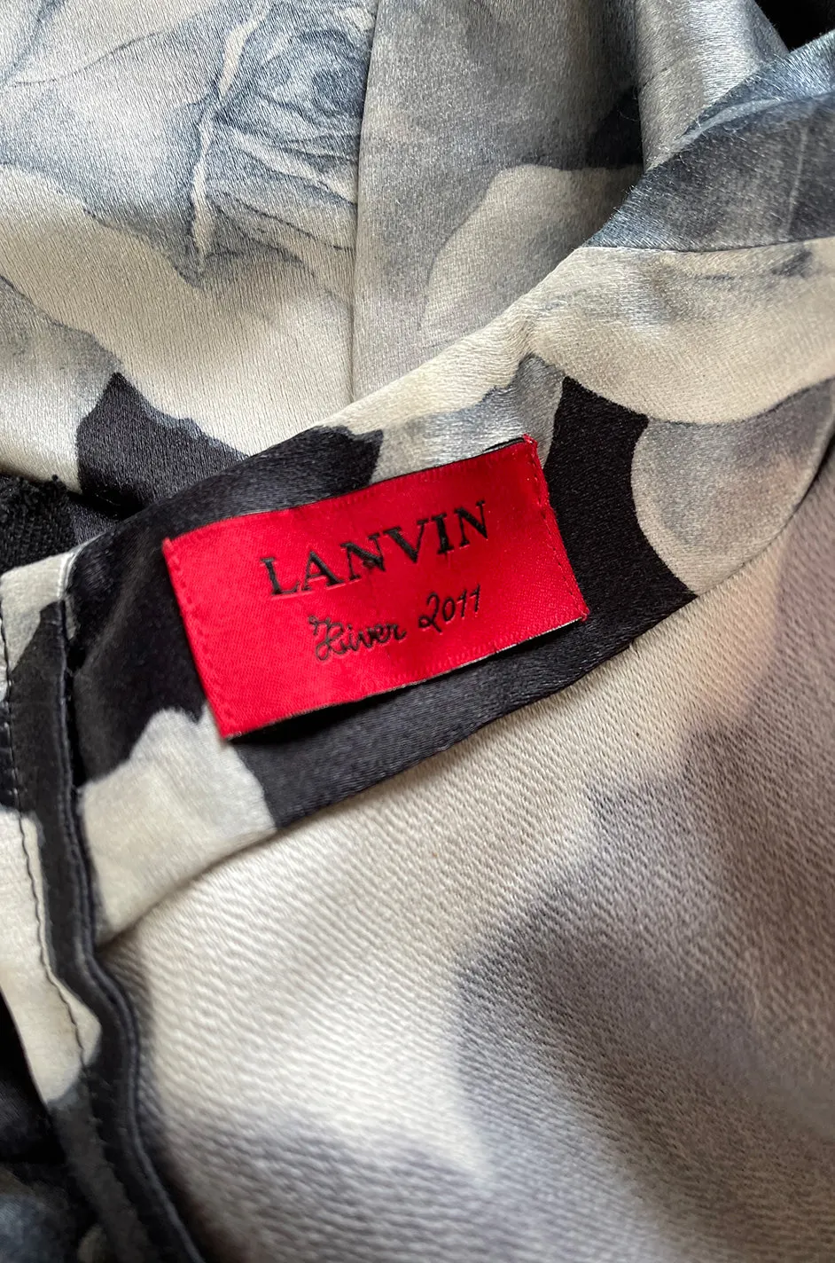 Iconic Fall 2011 Lanvin by Alber Elbaz Ad Campaign & Look 39 Runway Grey Floral Print Dress