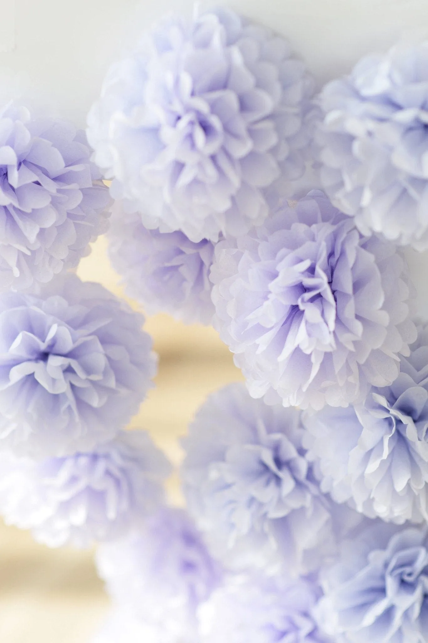 Large size mist tissue paper pom pom