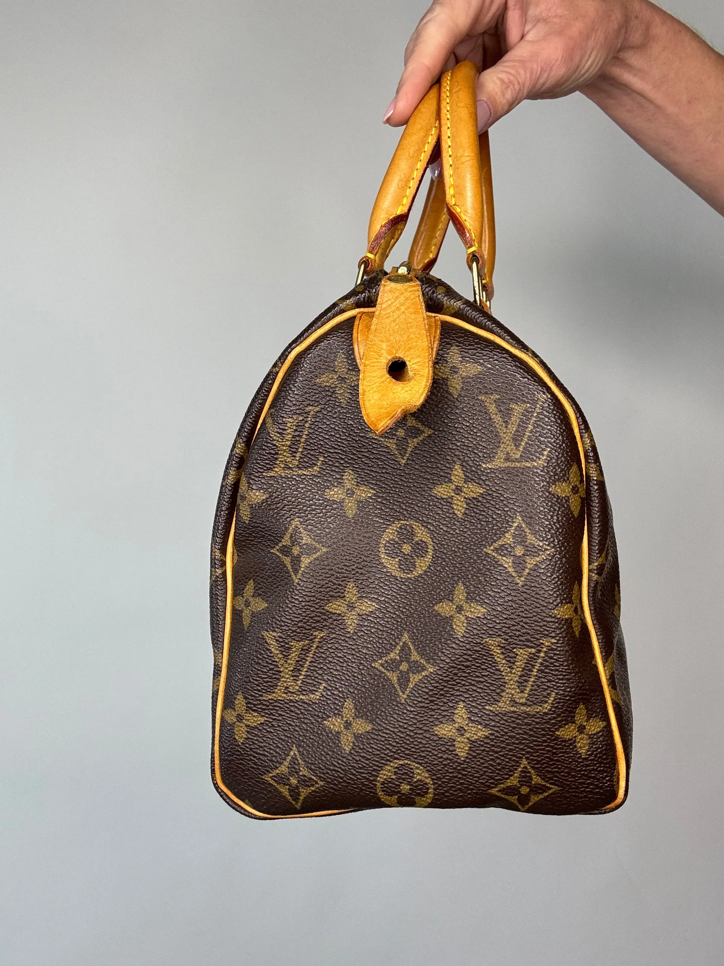 Louis Vuitton Vinage Speedy 25
