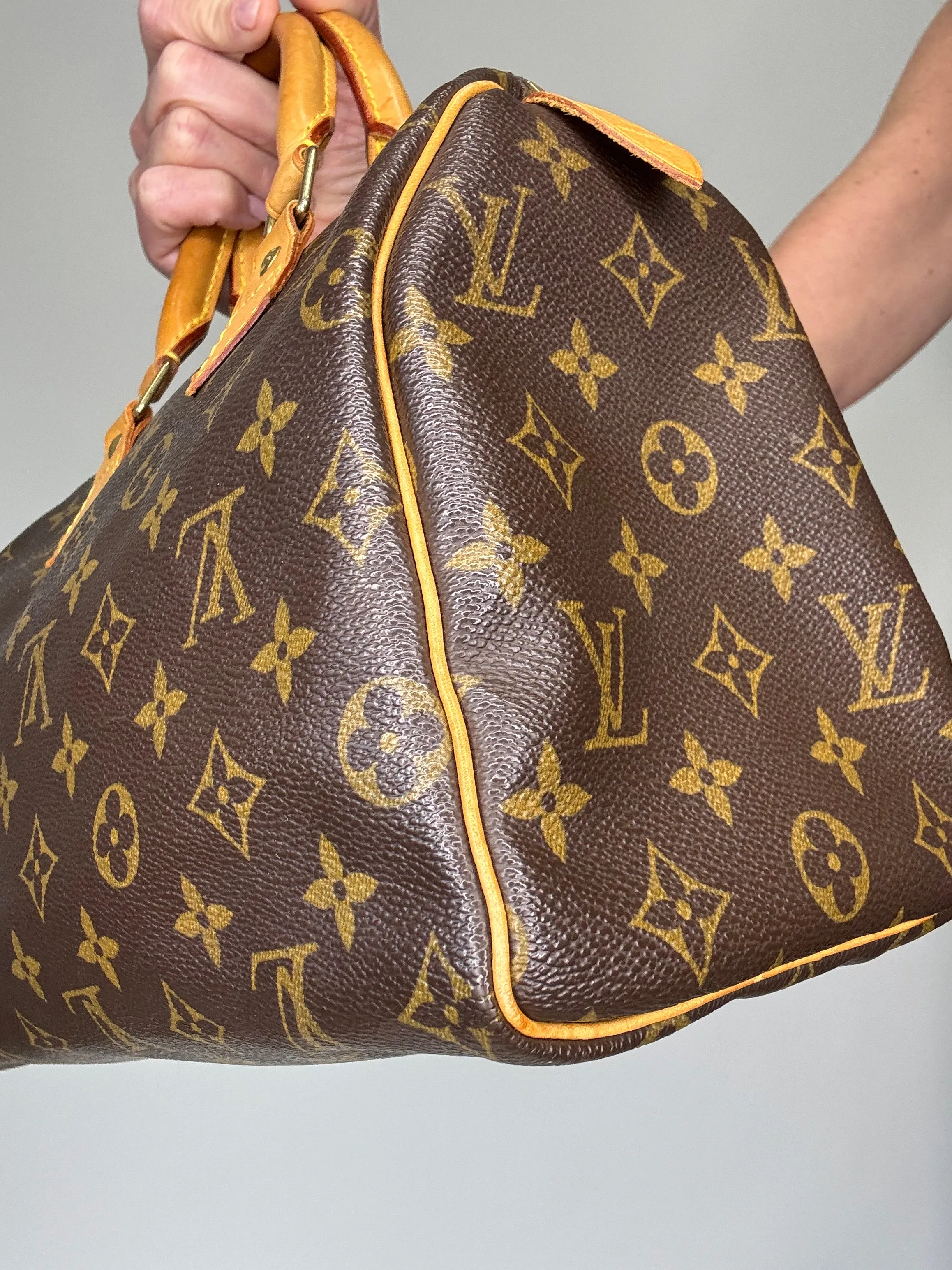 Louis Vuitton Vinage Speedy 25