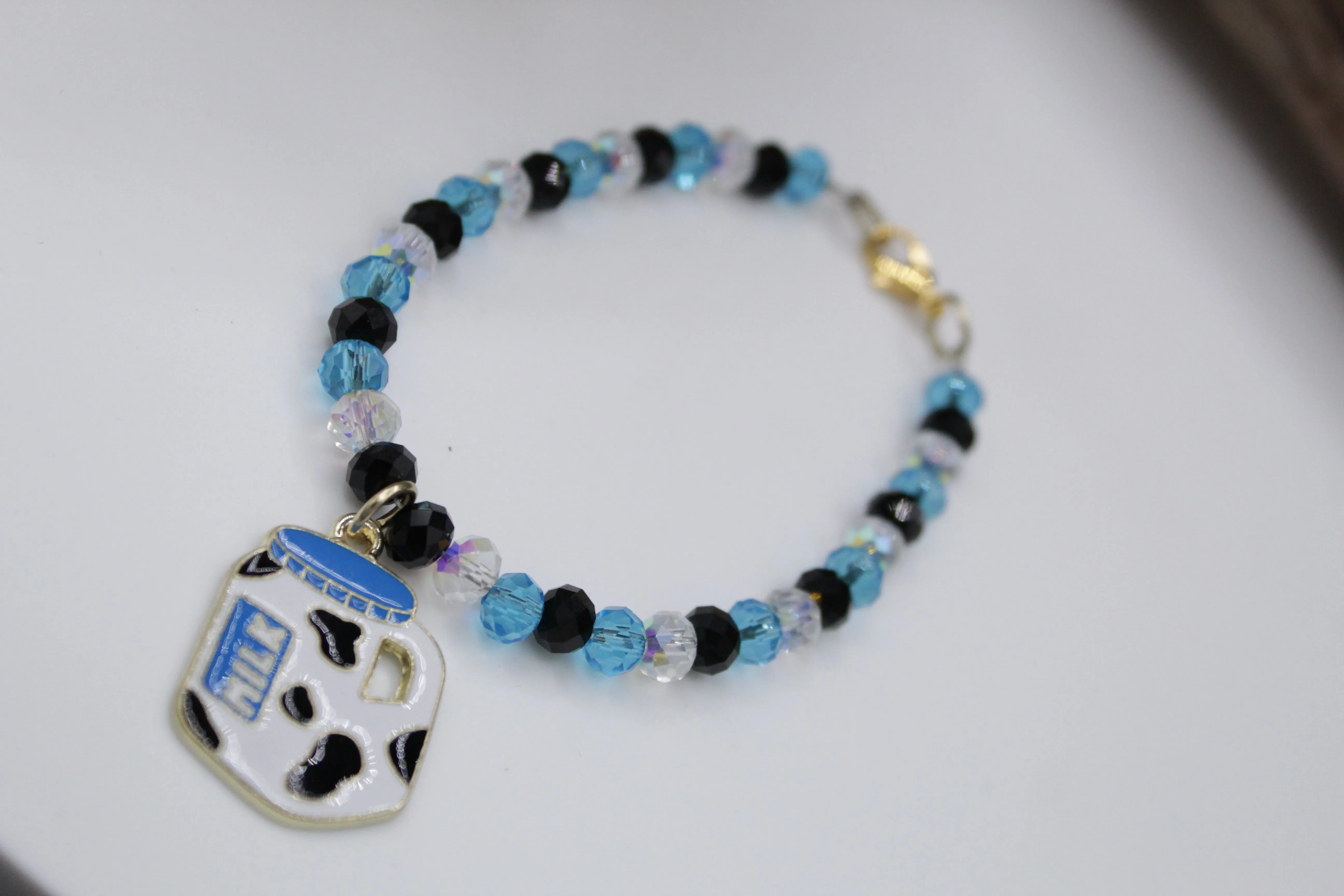 Milk bracelet