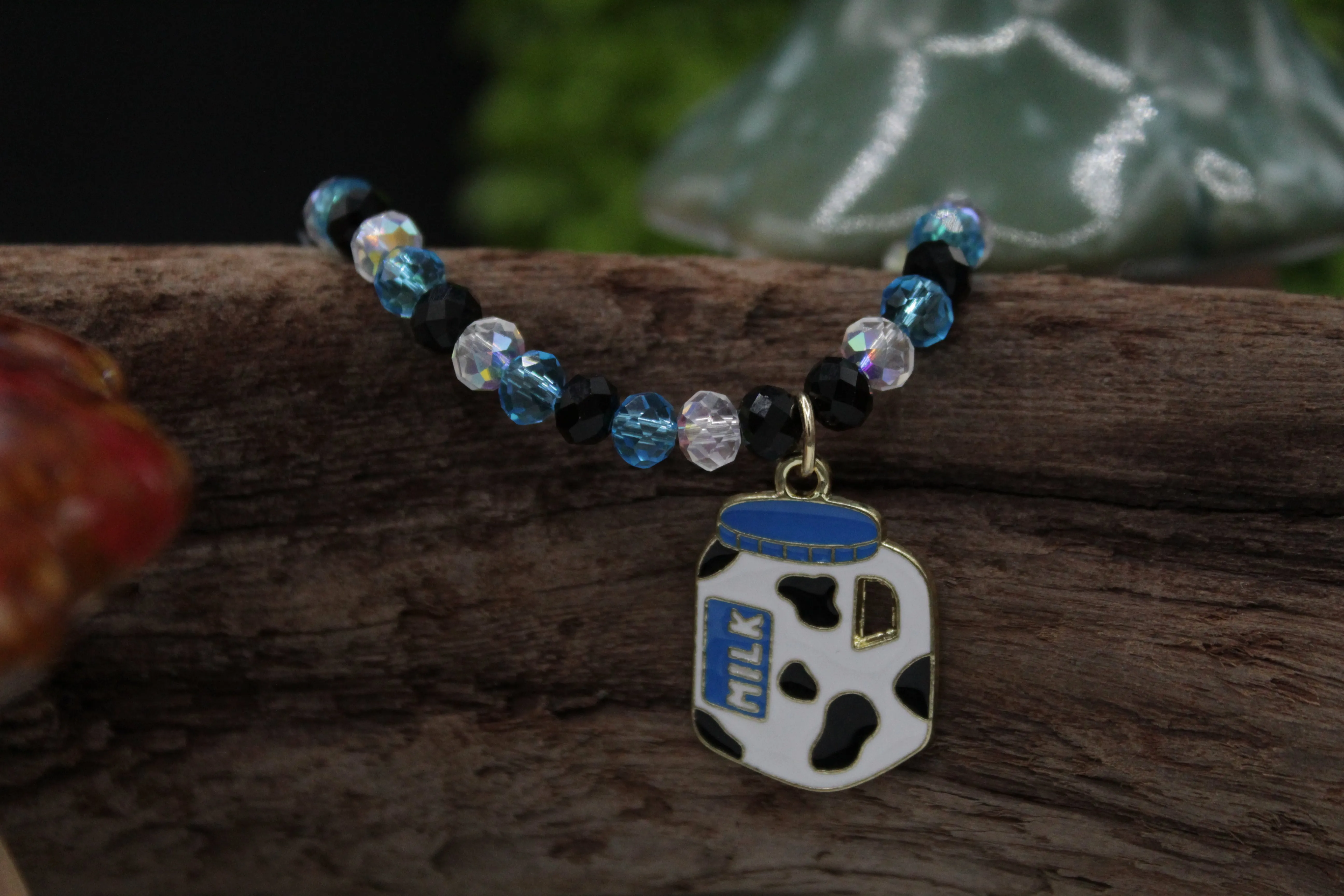 Milk bracelet