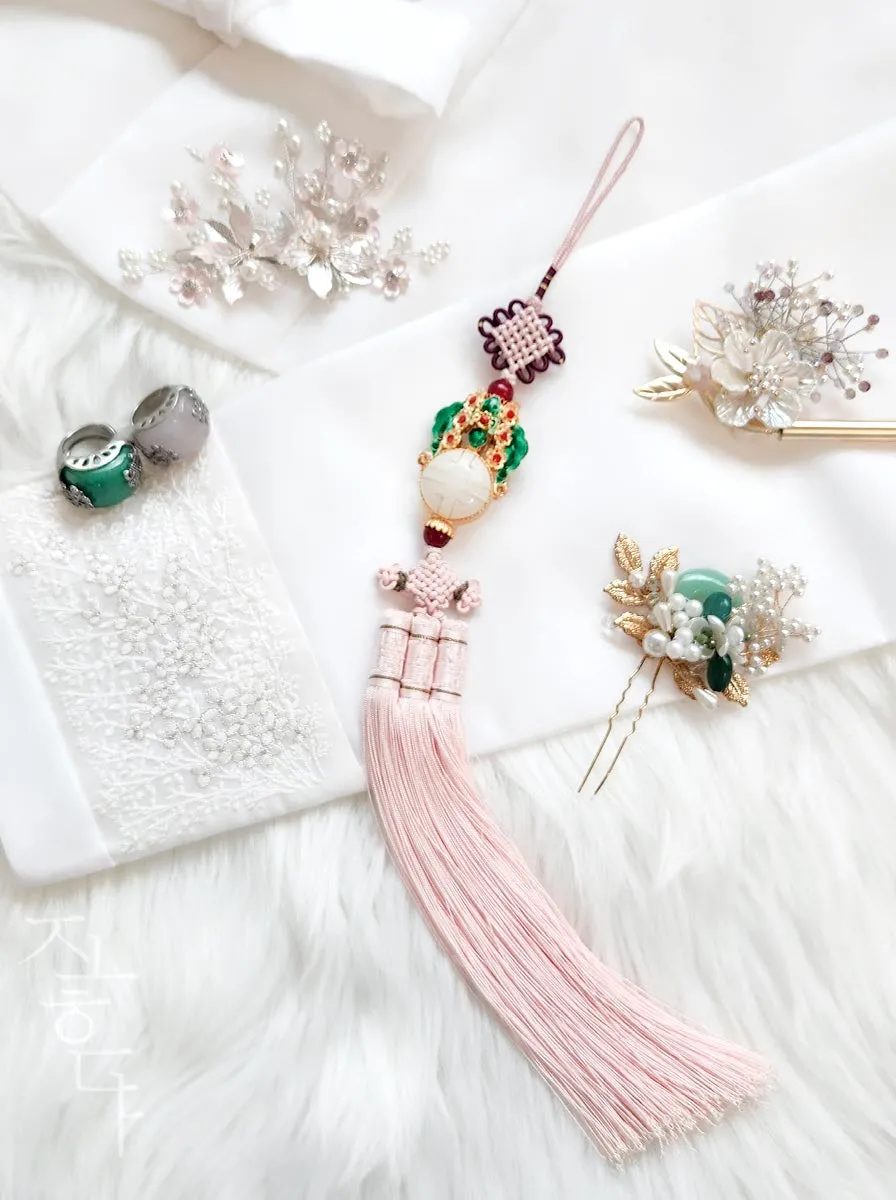 [Premium] Jade Silk Tassel Norigae