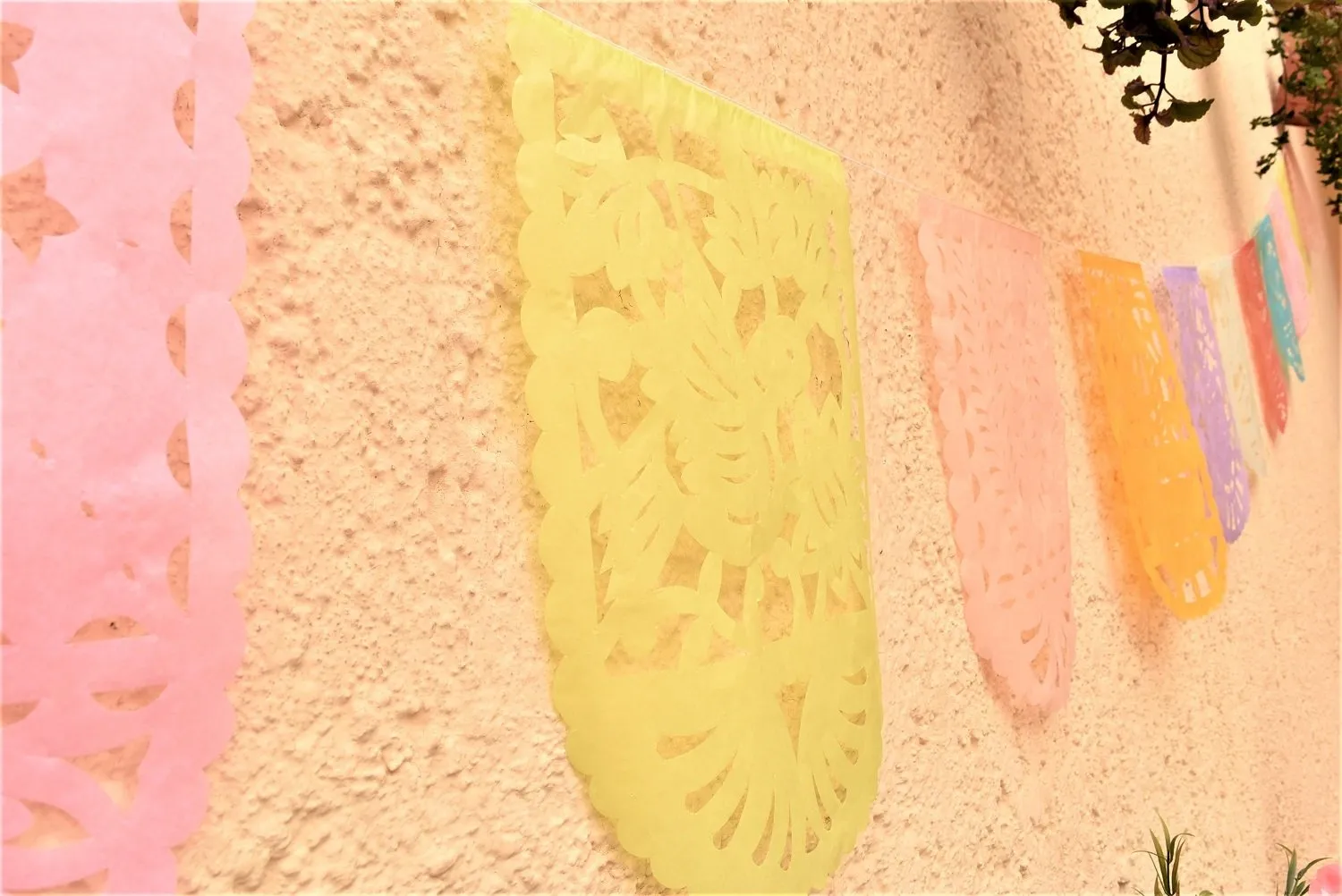 Pretty Pastel Papel Picado Party Bunting | 10 x 5m/16.4ft Pastel Coloured Garlands with 16 Medium Sized Flags