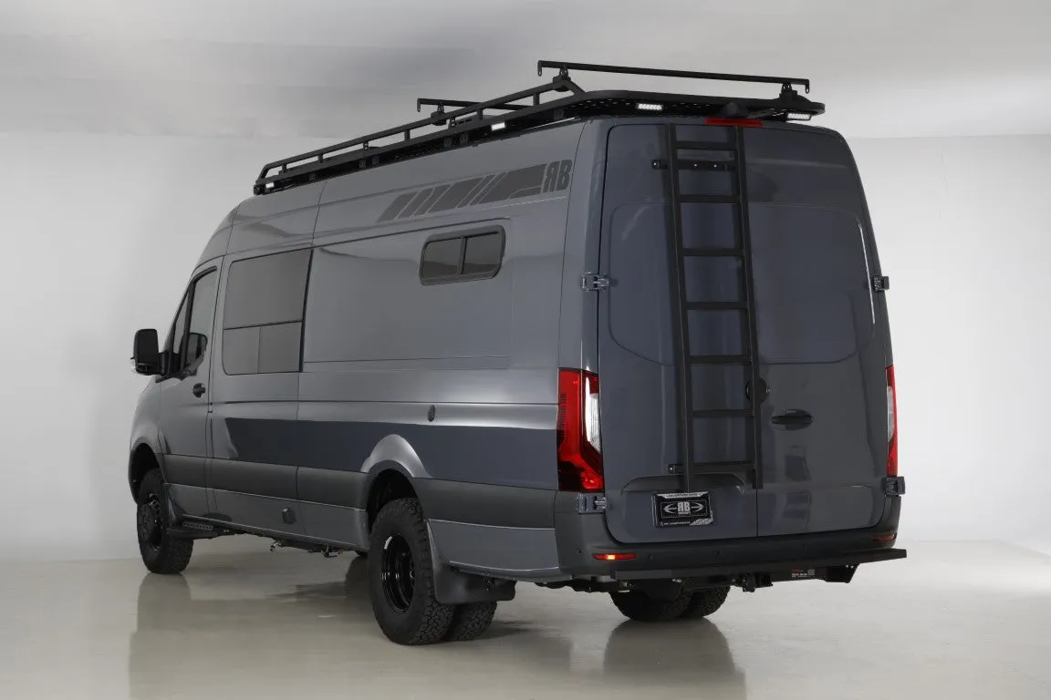 RB Touring Van CDM - 170 EXT 3500 4X4