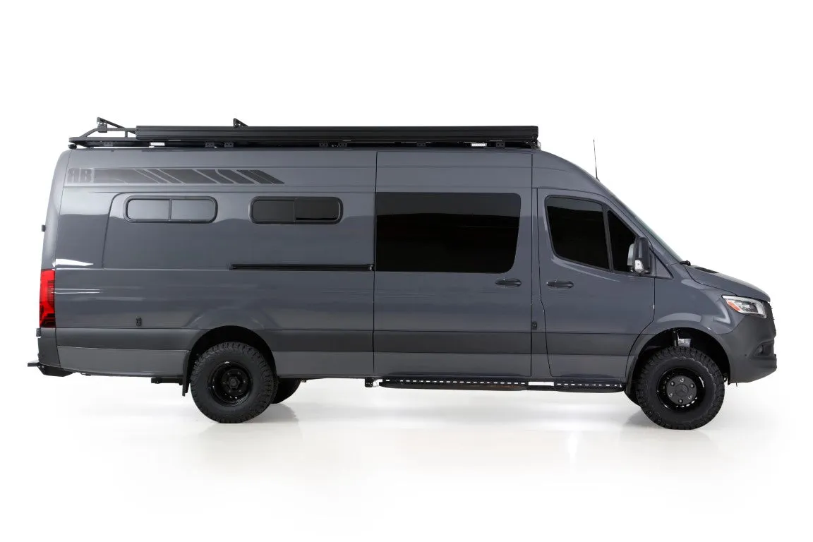RB Touring Van CDM - 170 EXT 3500 4X4