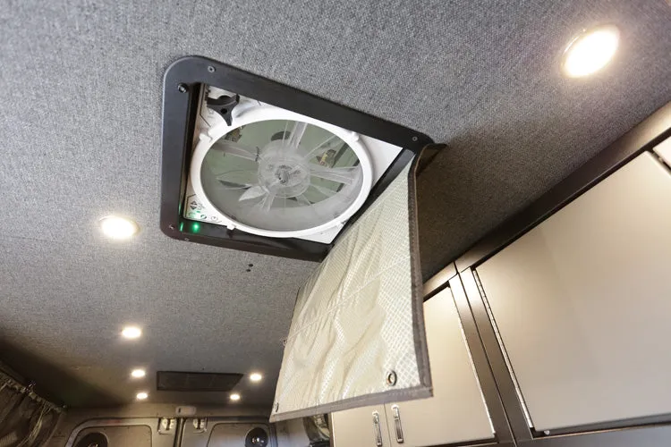 RB Touring Van  - Richie - 144" 4x4