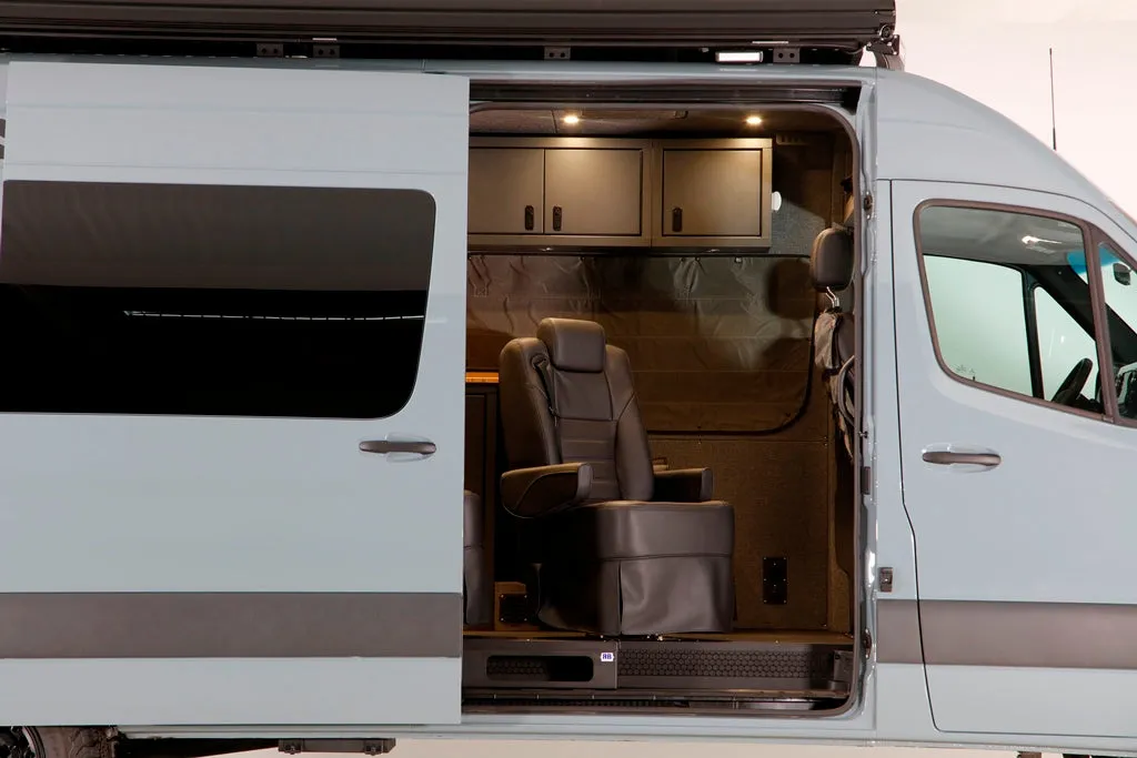 RB Touring Van TF - 170 4x4