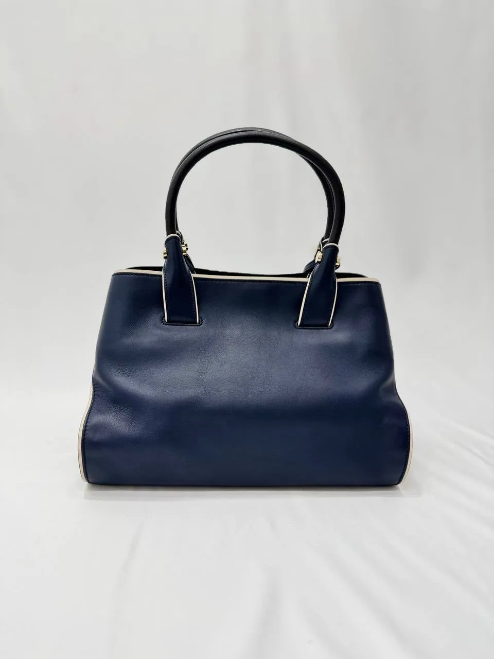 TOD'S Cape Bag In Navy Blue Handbag