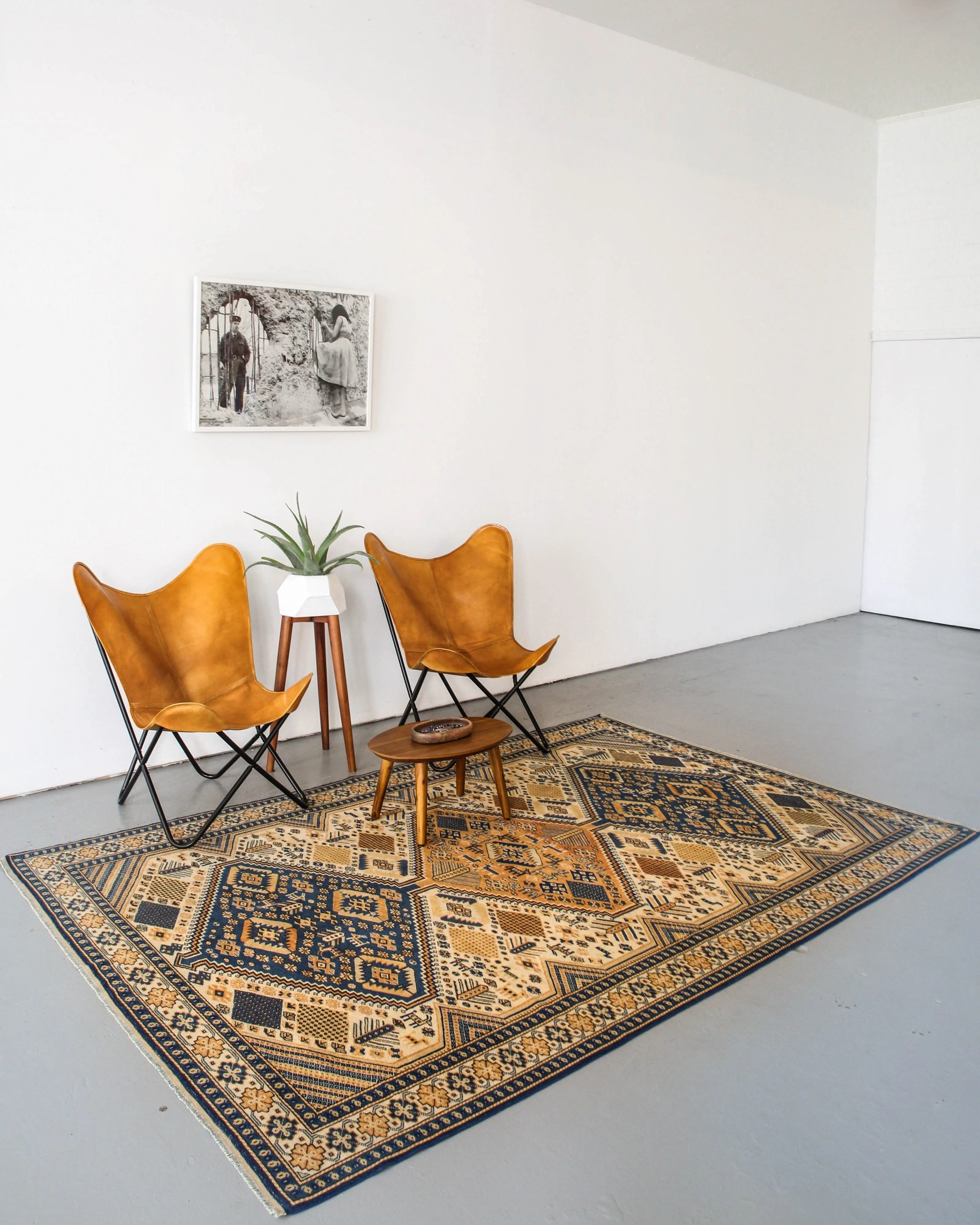 Vintage Anatolian Rug 6'3"x9'4"