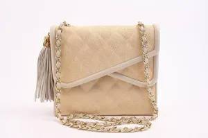 Vintage CHANEL Raffia and Leather Flap Handbag