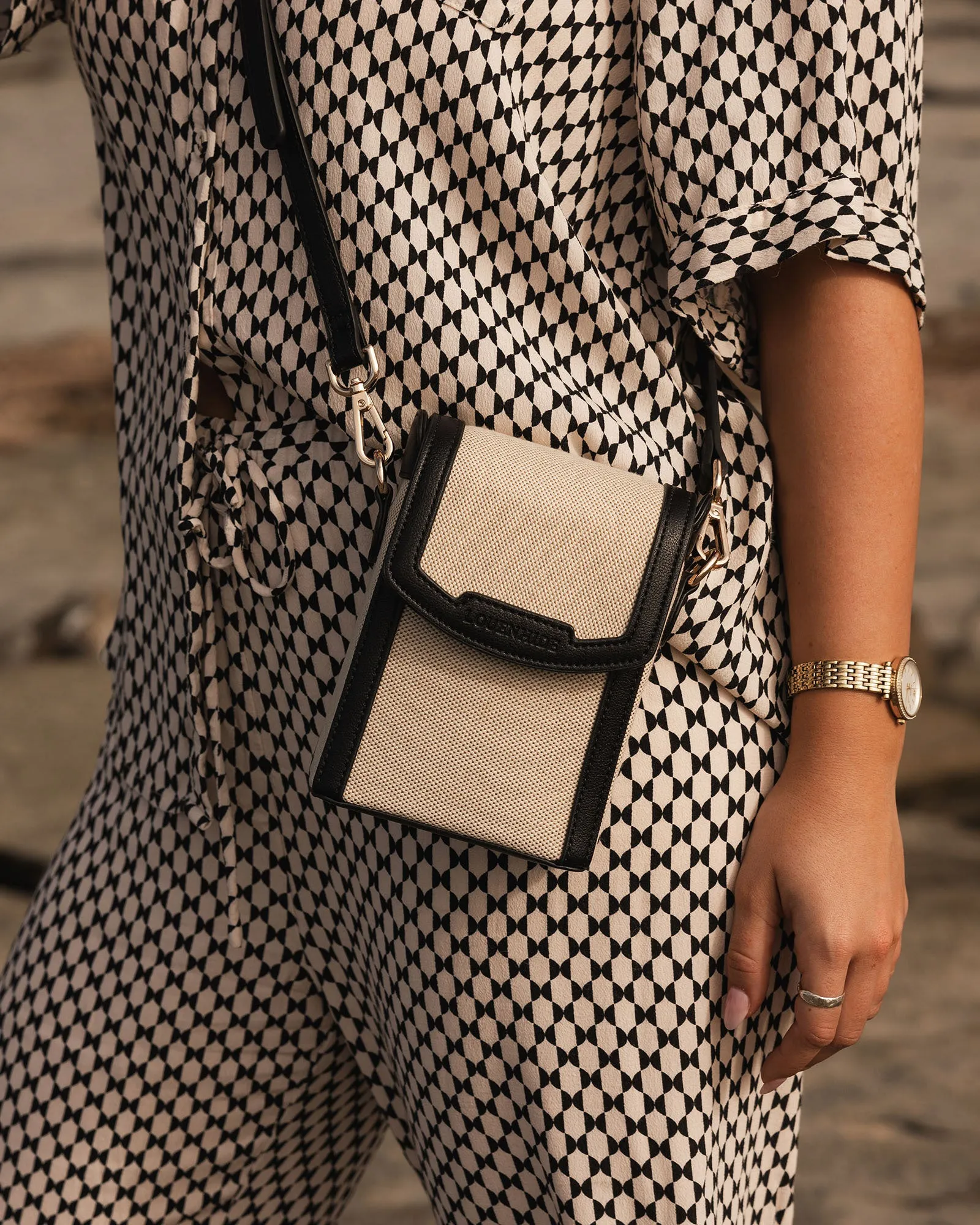 Yoko Canvas Phone Bag